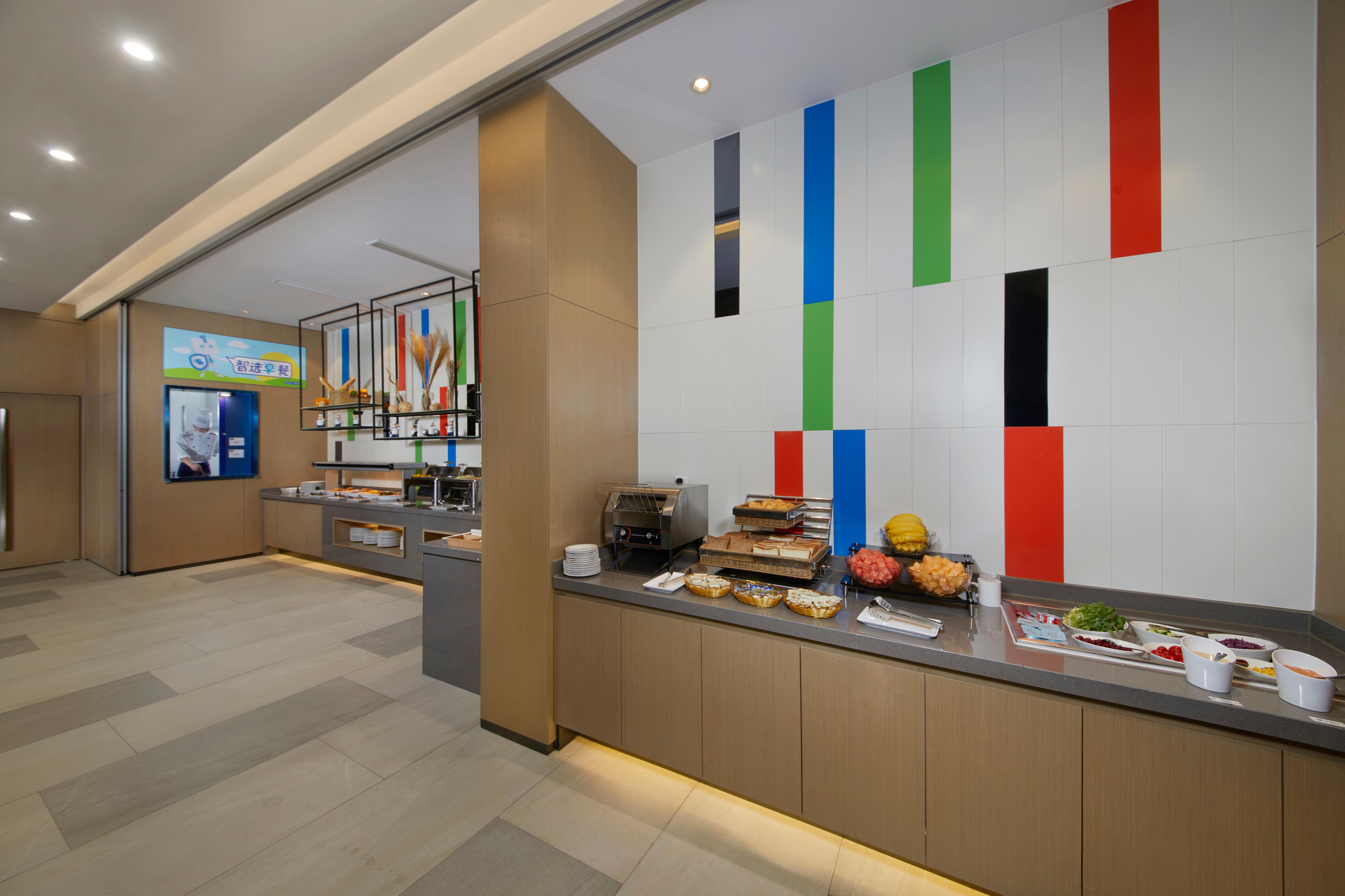 Holiday Inn Express Zhangjiagang East By Ihg Ngoại thất bức ảnh