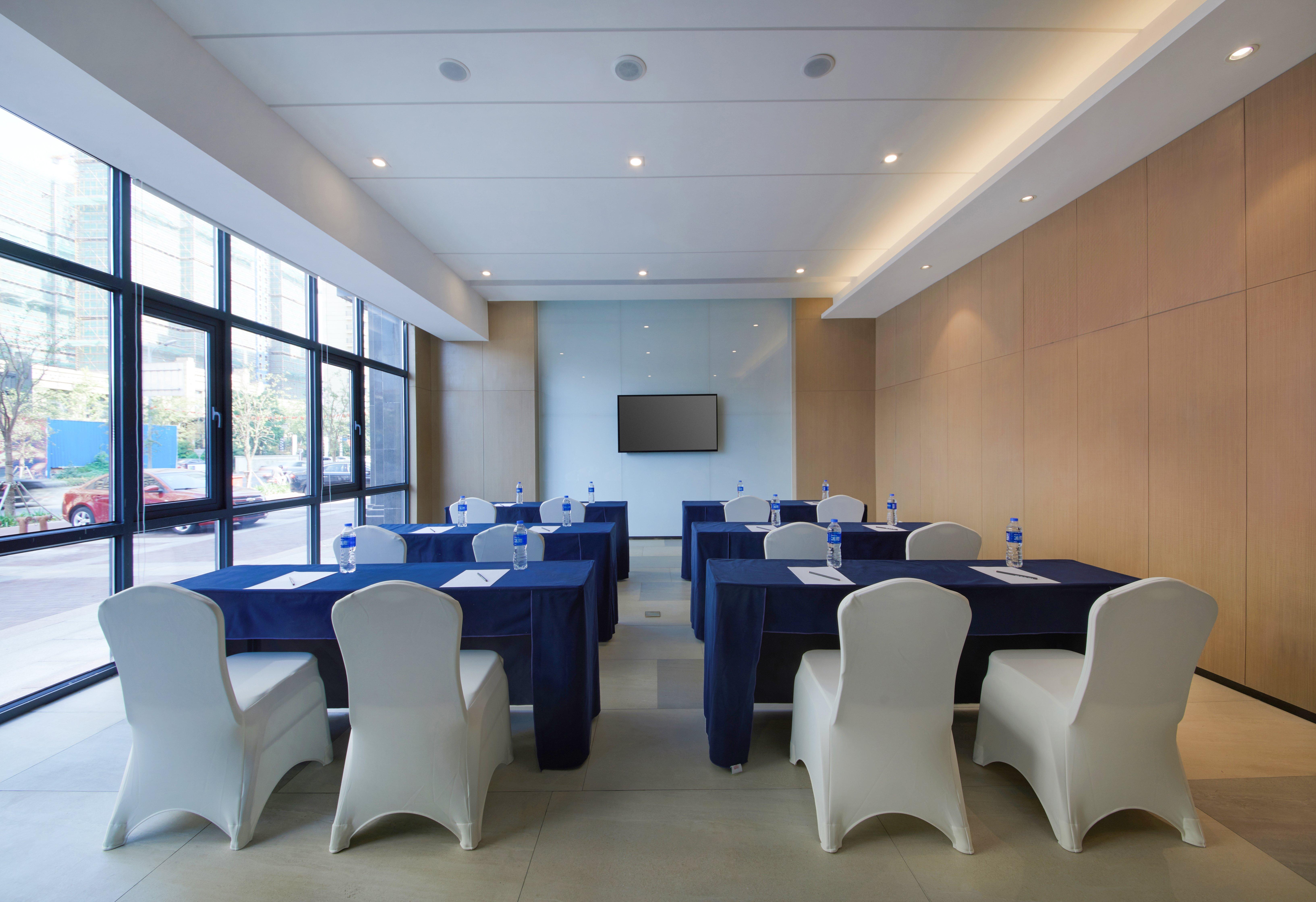 Holiday Inn Express Zhangjiagang East By Ihg Ngoại thất bức ảnh
