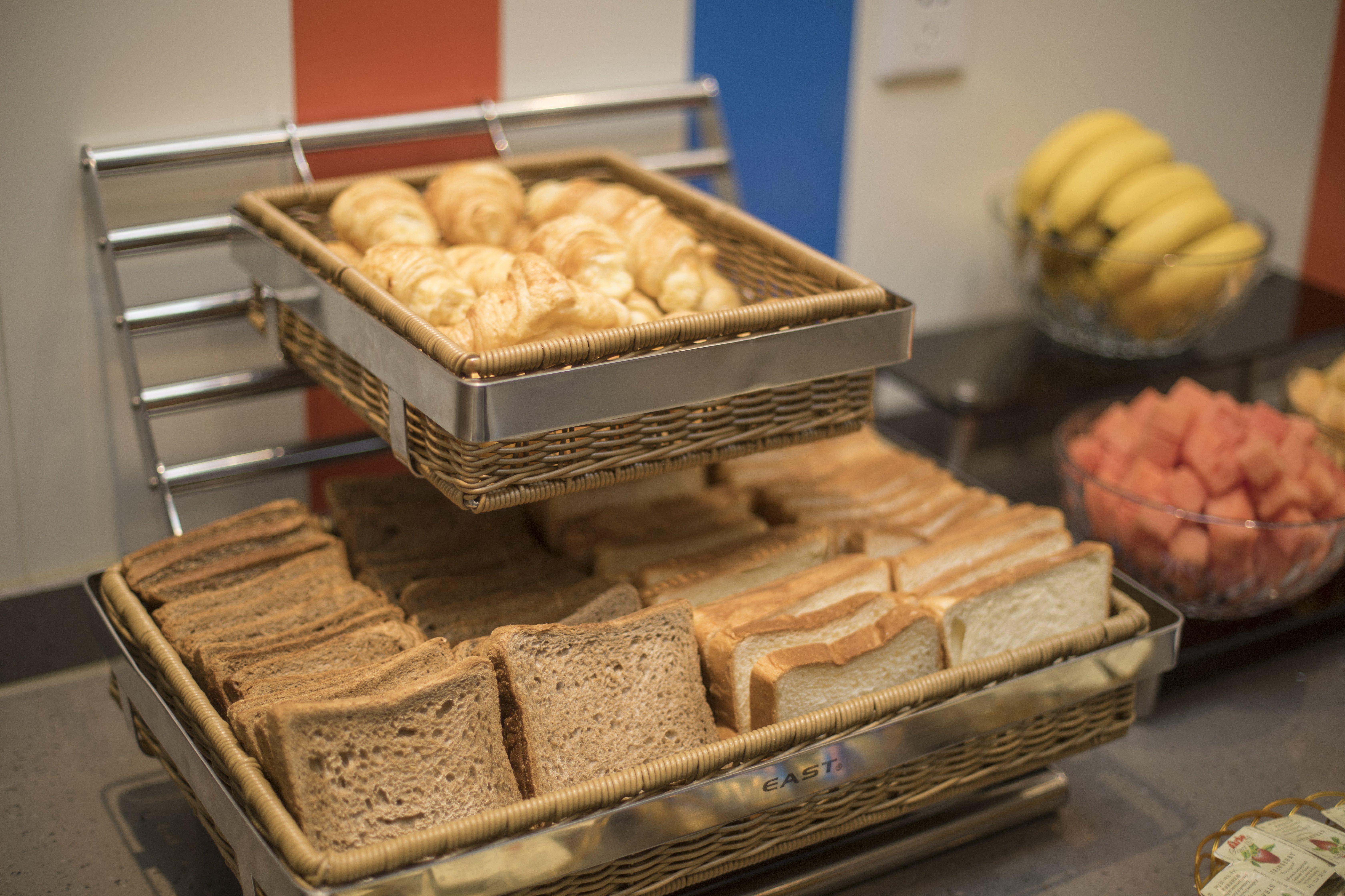 Holiday Inn Express Zhangjiagang East By Ihg Ngoại thất bức ảnh