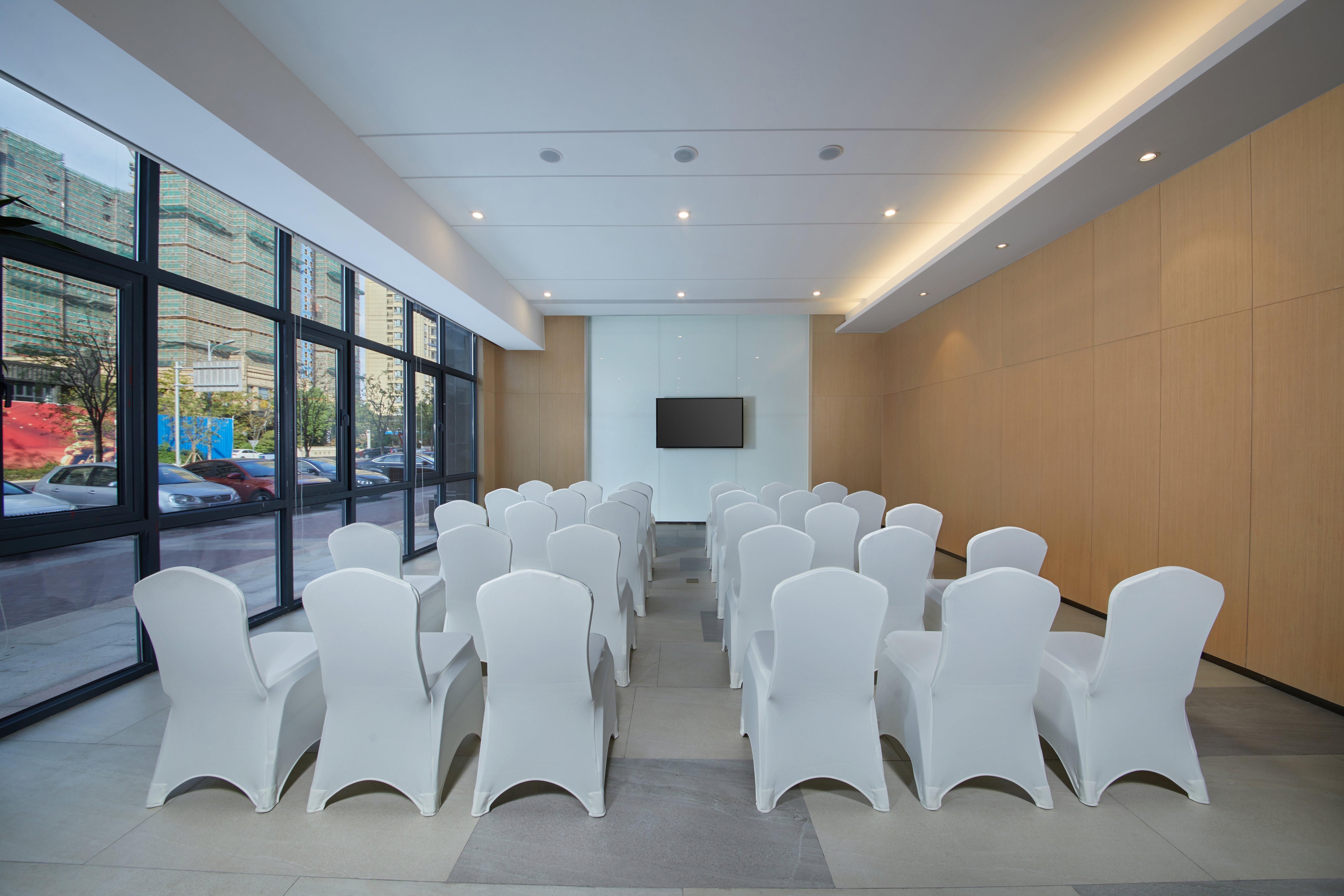 Holiday Inn Express Zhangjiagang East By Ihg Ngoại thất bức ảnh