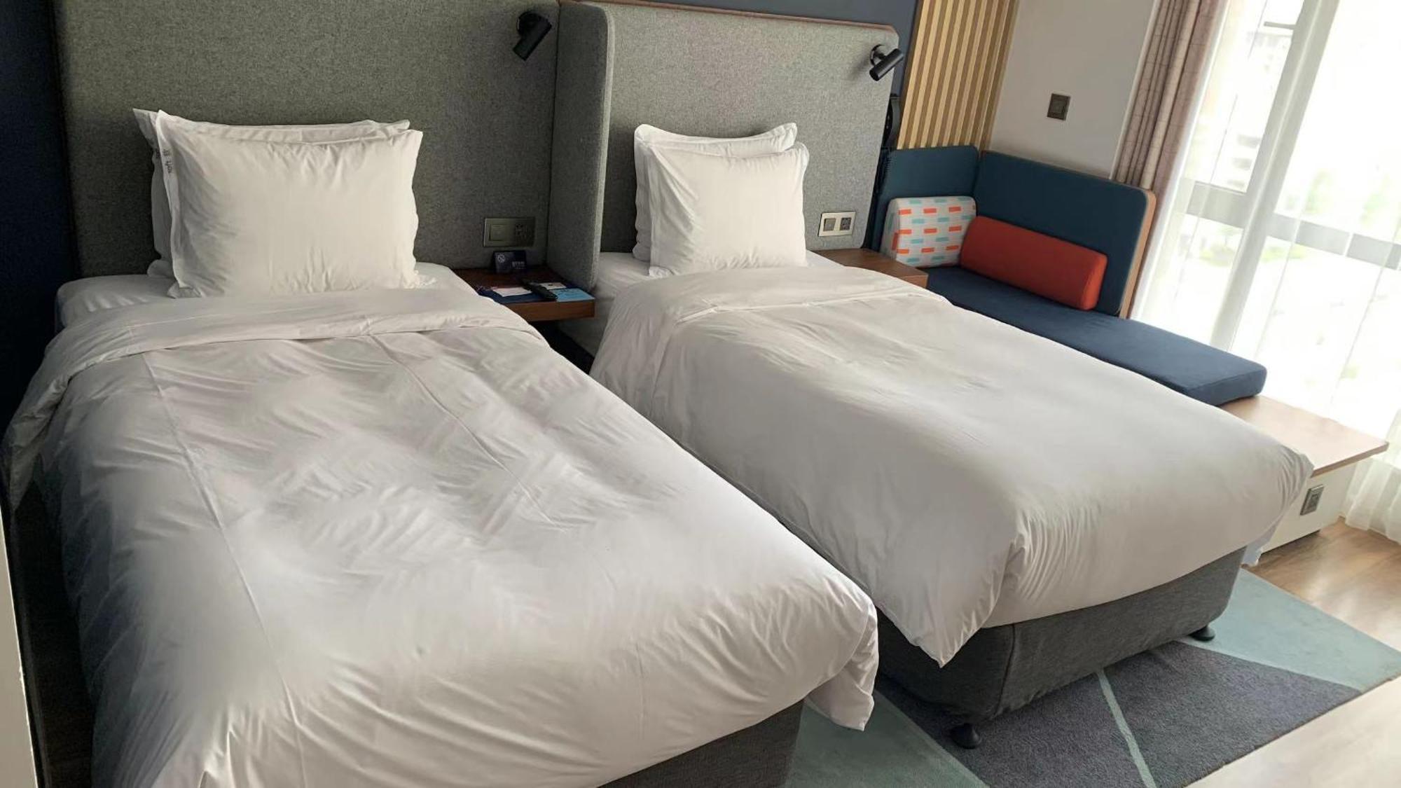 Holiday Inn Express Zhangjiagang East By Ihg Ngoại thất bức ảnh